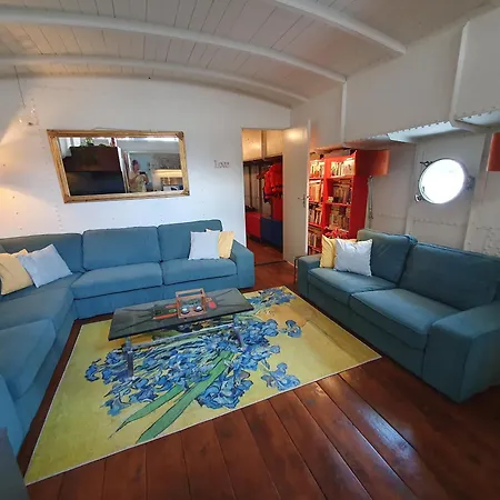 Πλωτό κατάλυμα Houseboat Ρότερνταμ