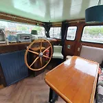 Houseboat *