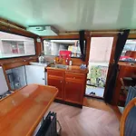 Houseboat 船上ホテル ロッテルダム