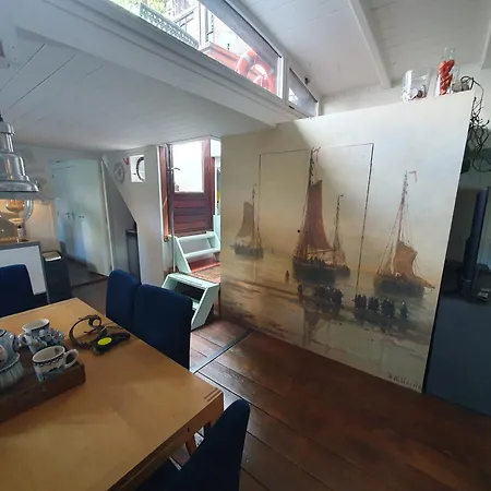 Båthotell Houseboat Rotterdam
