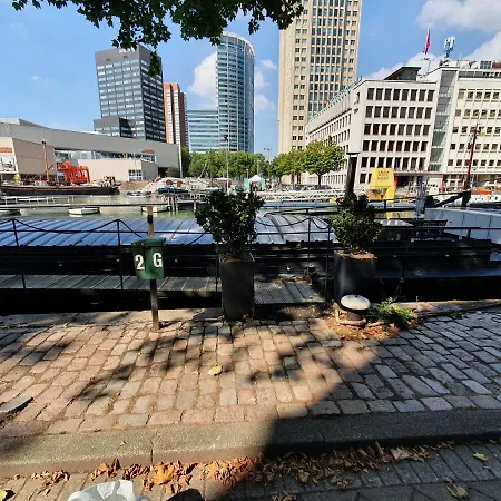 Houseboat * ロッテルダム